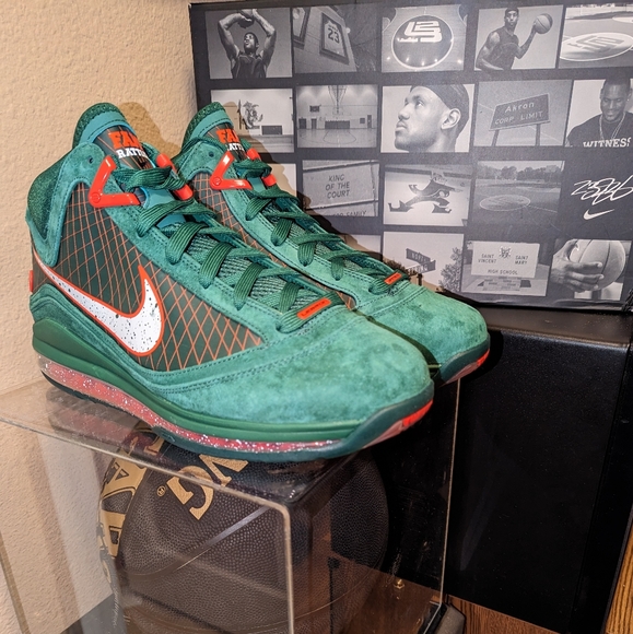 lebron 7 retro